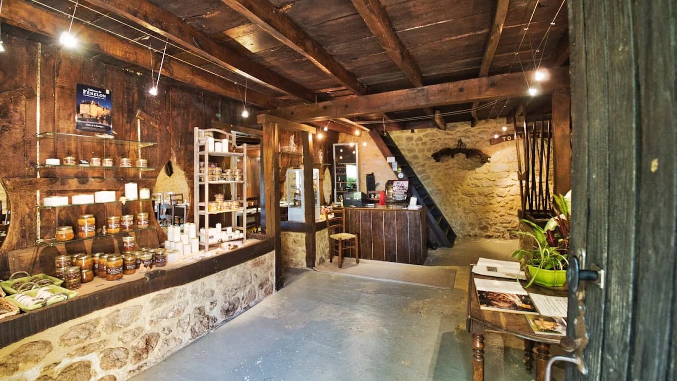 Ferme auberge du Cantou — photo 2
